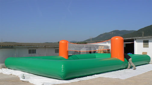 Terrain de volley-ball gonflable